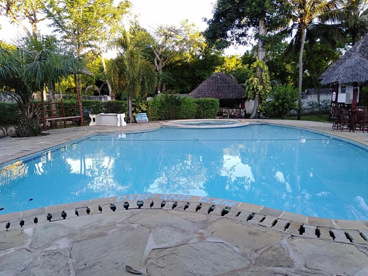 Oasis Diani Beach Villas 외부 사진