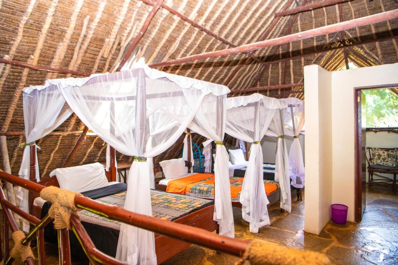 Oasis Diani Beach Villas 외부 사진