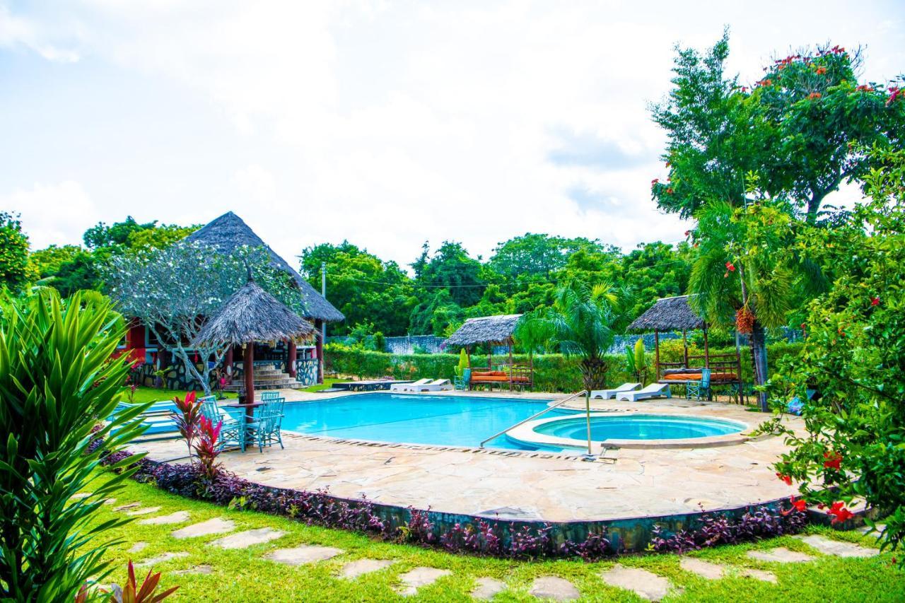 Oasis Diani Beach Villas 외부 사진