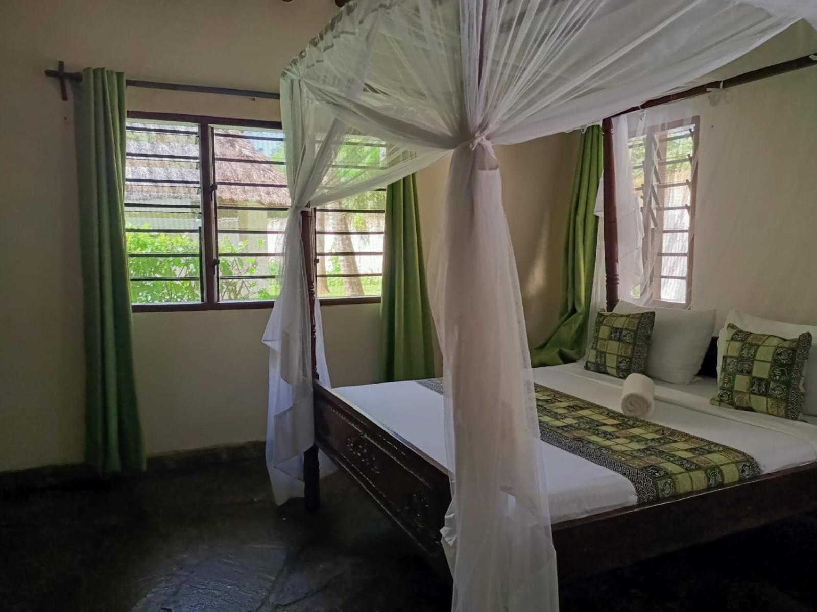 Oasis Diani Beach Villas 외부 사진