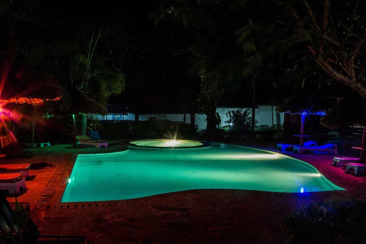 Oasis Diani Beach Villas 외부 사진